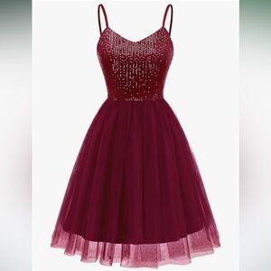 NWT Glamorous Burgundy Red Sequin Semiformal Party Dress.  Size Large. Prom!